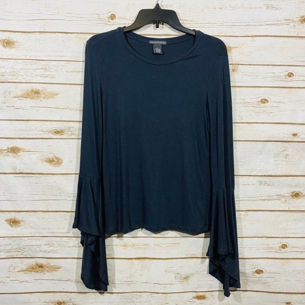 Chelsea & Theodore Crew Neck Long Sleeve S